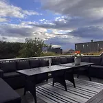 דירה Modern Apartment, Large Terrace Free Parking And Wallbox Ytterland