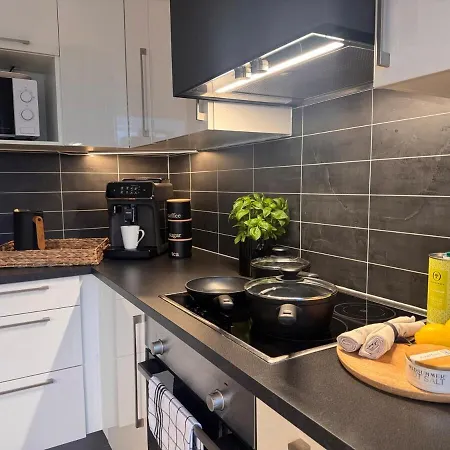 Modern Apartment, Large Terrace Free Parking And Wallbox Appartement *