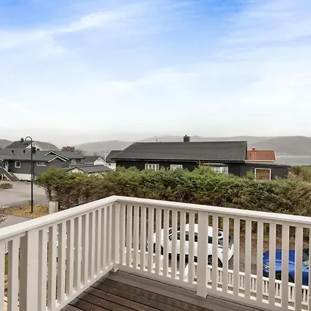 Modern Apartment, Large Terrace Free Parking And Wallbox شقة