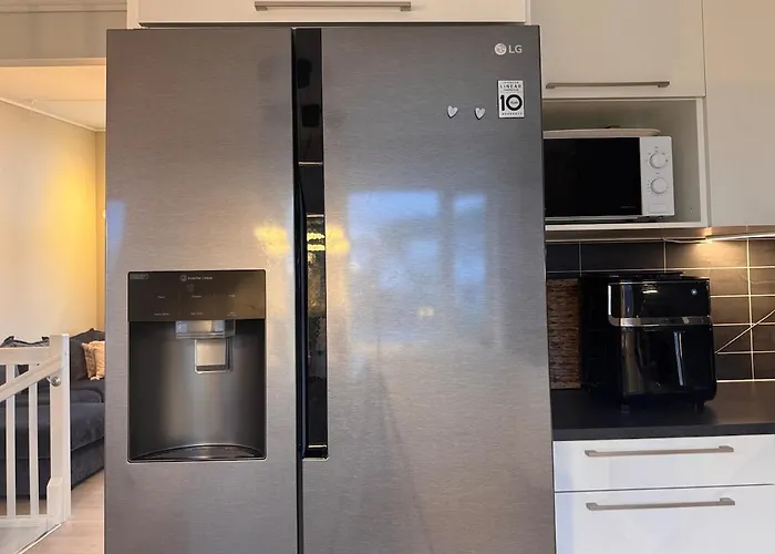 Modern Apartment, Large Terrace Free Parking And Wallbox Διαμέρισμα *