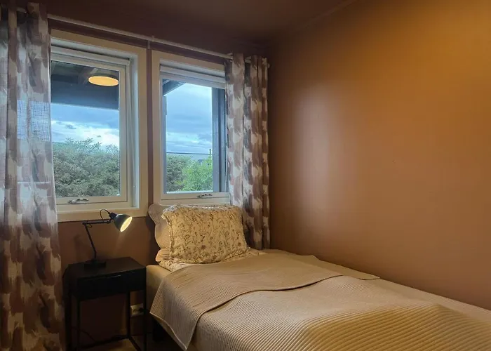 Modern Apartment, Large Terrace Free Parking And Wallbox Ytterland