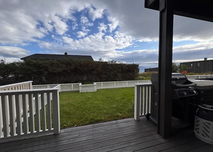 Modern Apartment, Large Terrace Free Parking And Wallbox * Ytterland